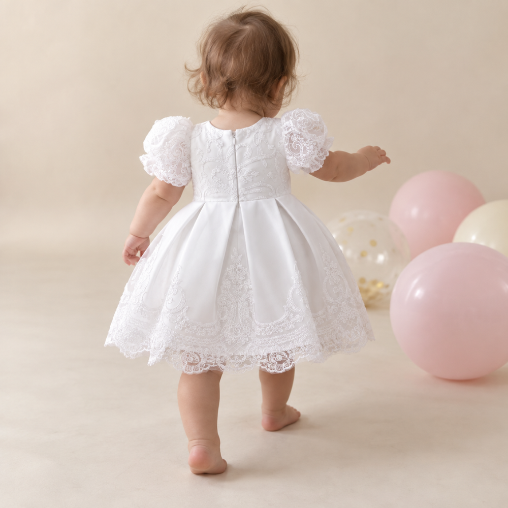 Robe de Princesse Bébé en Dentelle Brodée à Manches Bouffantes – 6 mois à 3 ans